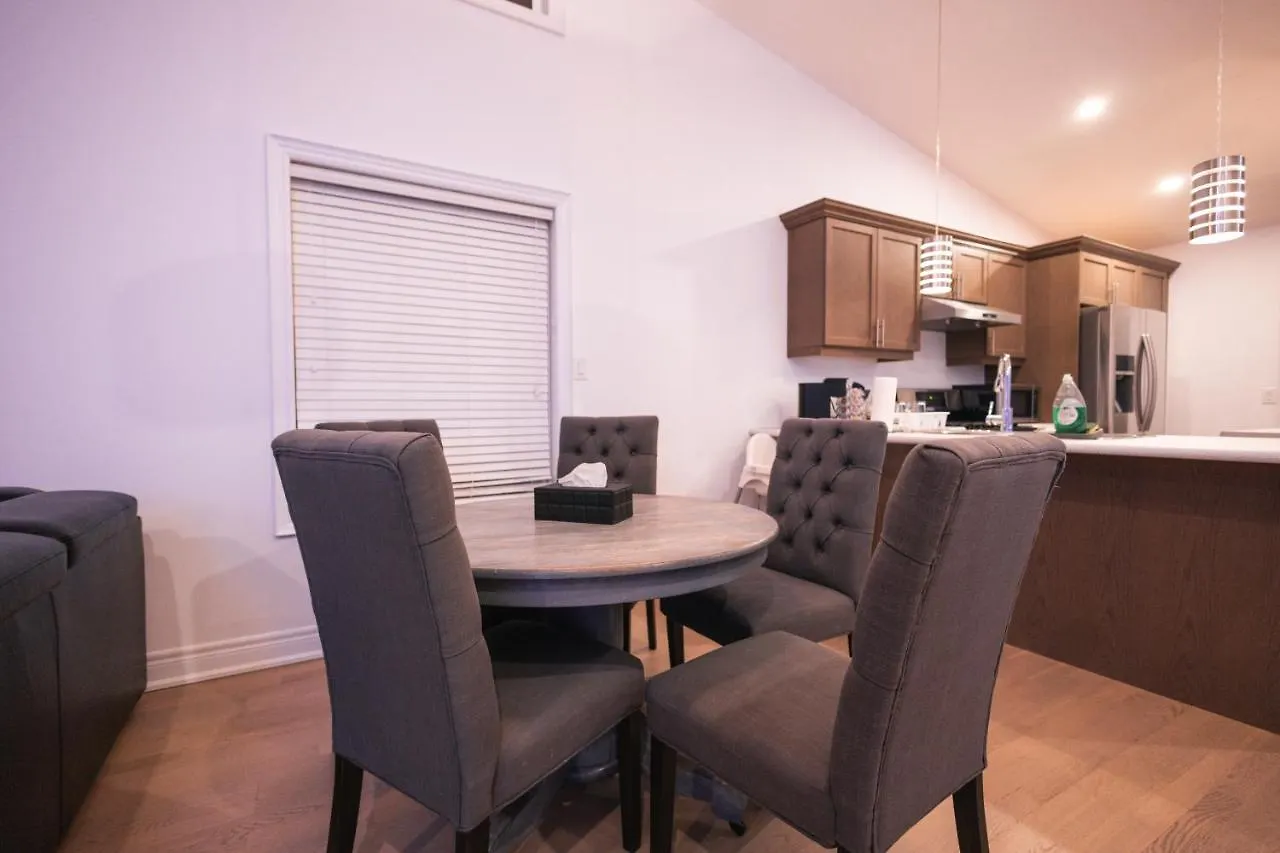 Casa vacanze 5 Beds On The Rapids - 5 Mins To The Falls Villa Niagara Falls Canada